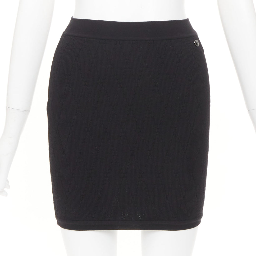 CHANEL black cotton diamond stitch knit cc resin logo button skirt FR34 XS