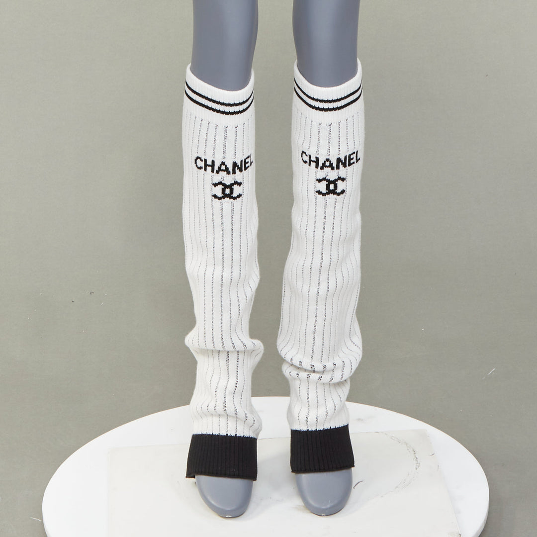 CHANEL 2024 Runway CC logo white black ribbed knit striped trim leg warmers OS