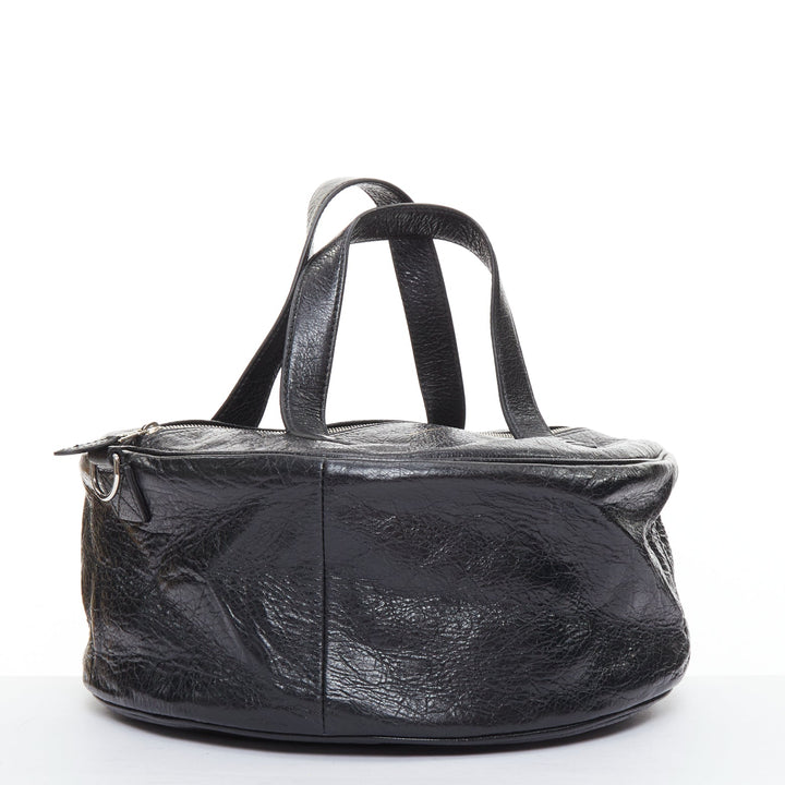 BALENCIAGA 2017 Arena Round Air S Hobo black leather cylinder crossbody bag