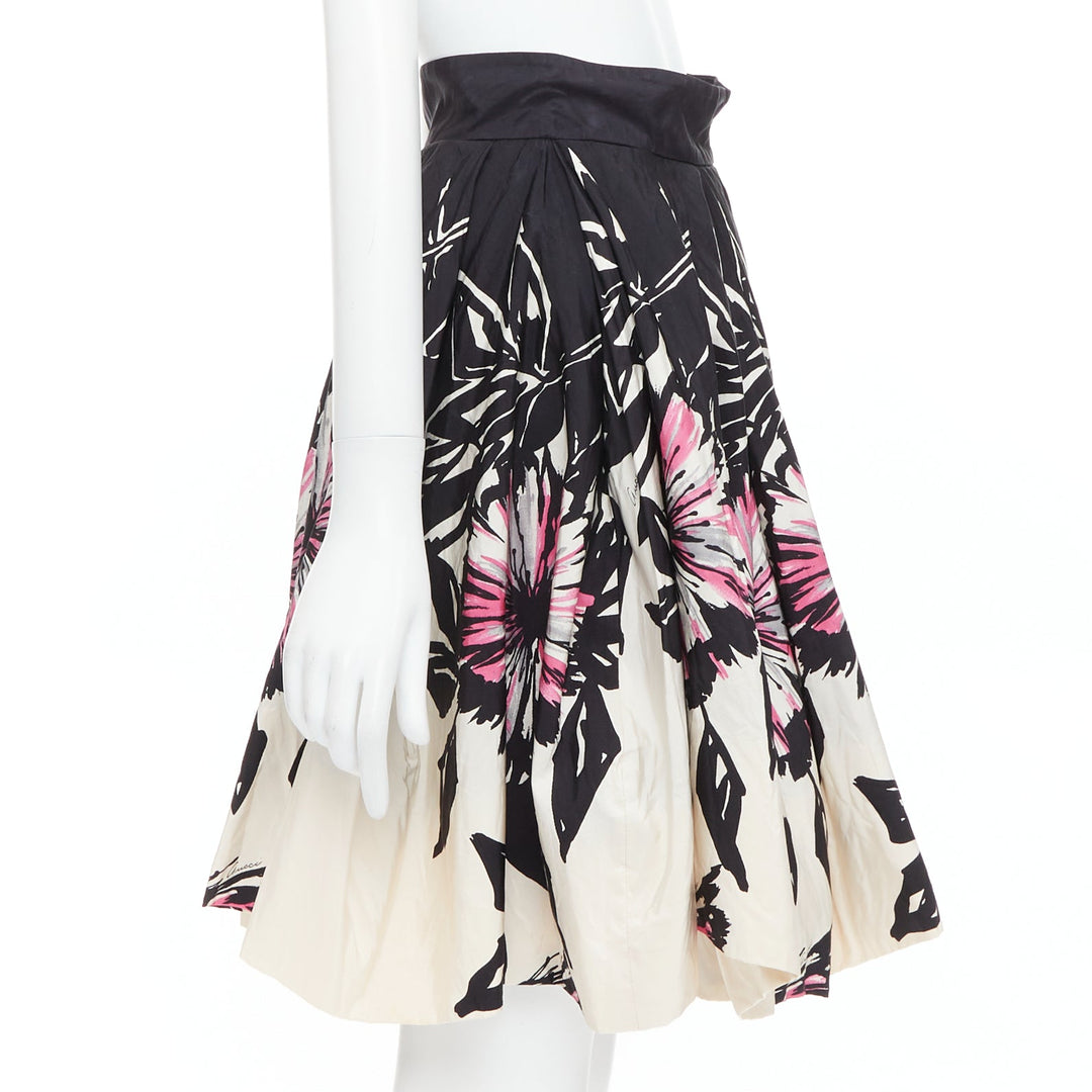GUCCI 2007 100% silk black cream abstract floral flared bubble skirt IT40 M