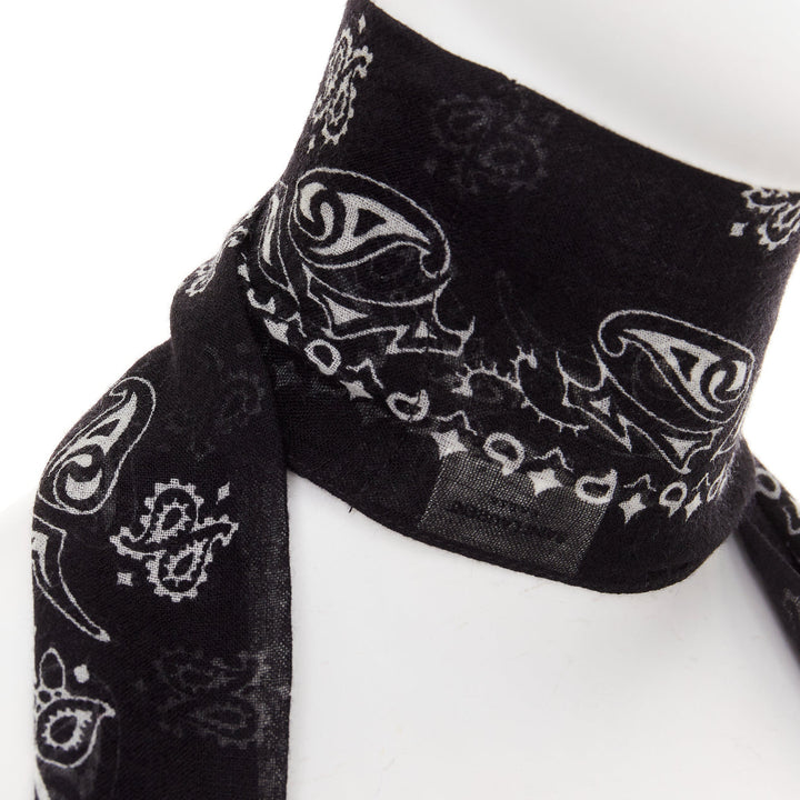 SAINT LAURENT 2019 Bandana Lavalliere Tie black white wool paisley print scarf