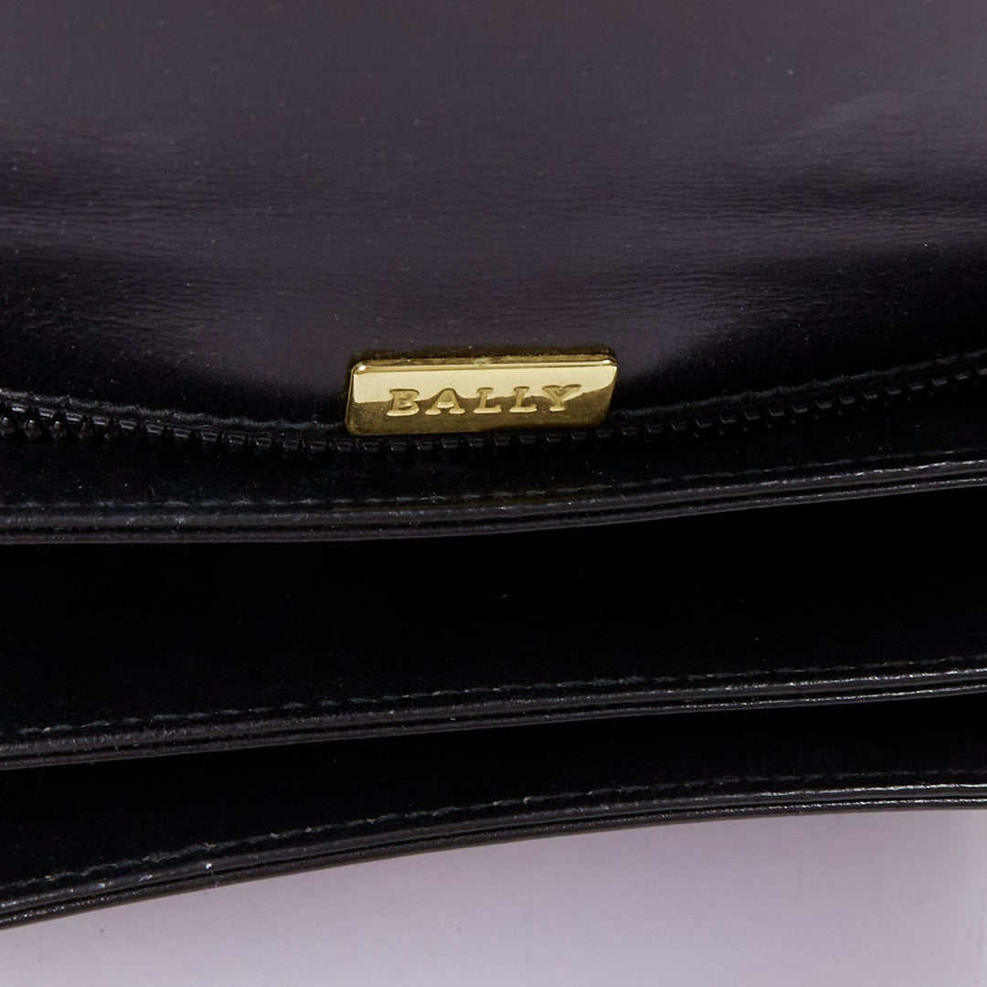BALLY Vintage black smooth leather gold turnlock chain flap box bag