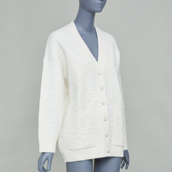 FENDI 2021 heavyknit ivory virgin wool embossed FF monogram cardigan IT38 XS