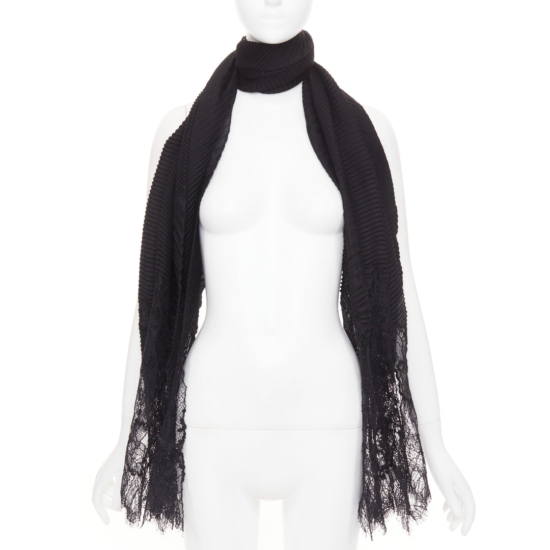 VALENTINO black cashmere bend pleated delicate floral lace trim long scarf