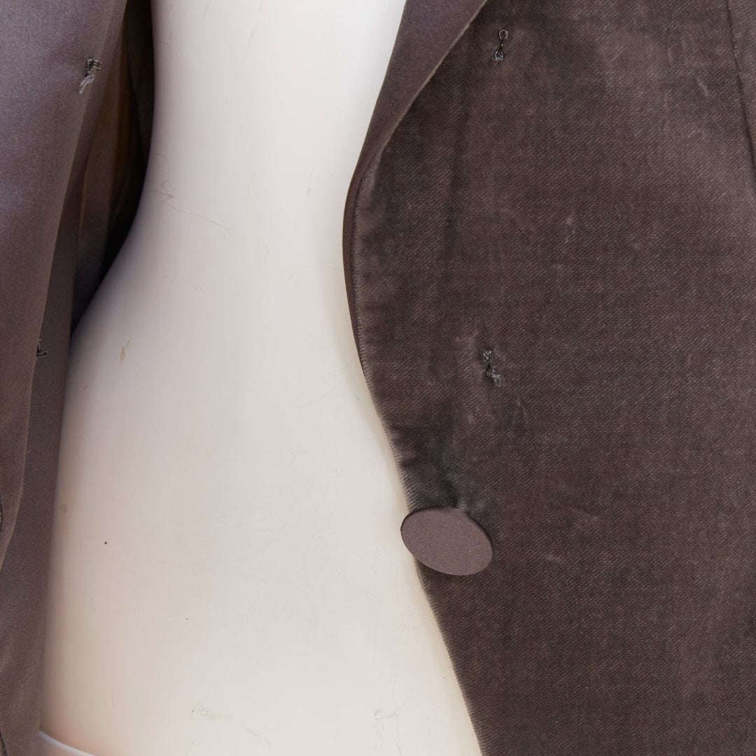 ALEXANDRE VAUTHIER COUTURE SS2022 Runway grey velvet wasp waist Power tux jacket