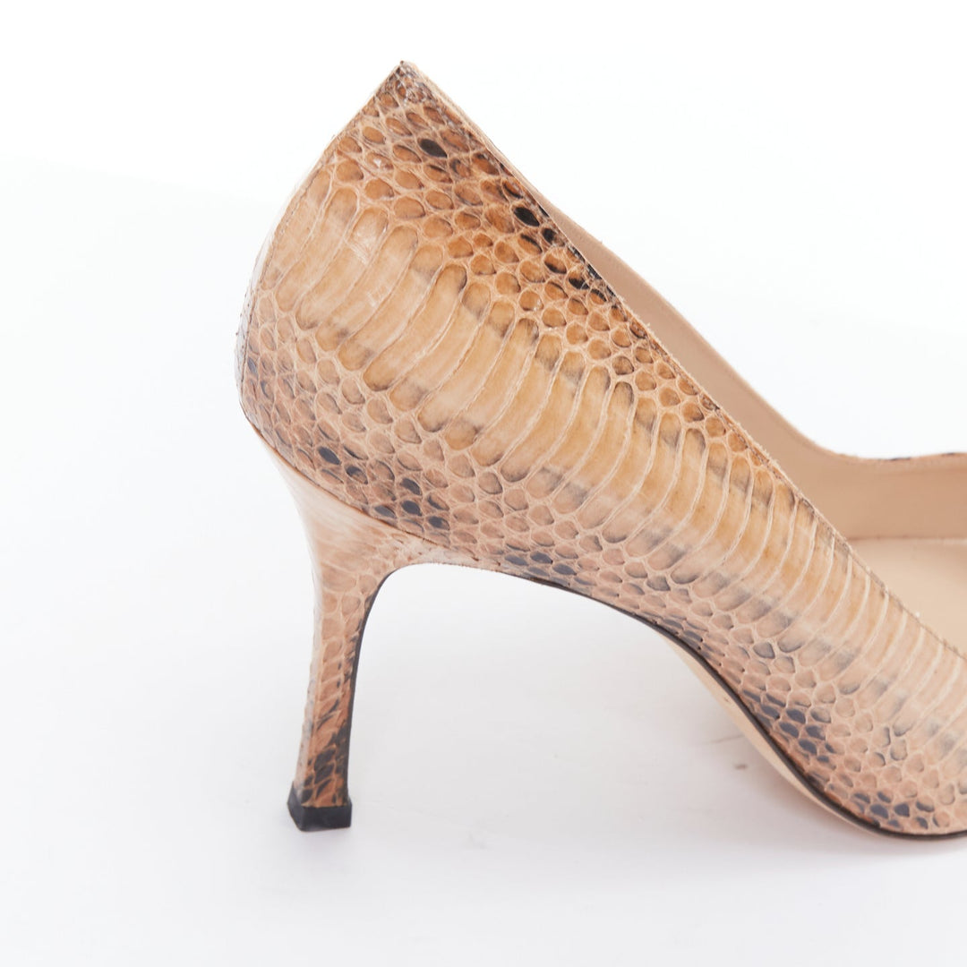 MANOLO BLAHNIK nude coated scaled leather slim heel pumps EU39