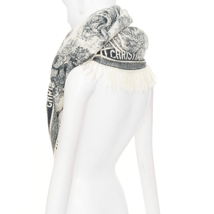 DIOR 2019 Toile De Jouy black cream wool large fringed blanket shawl throw