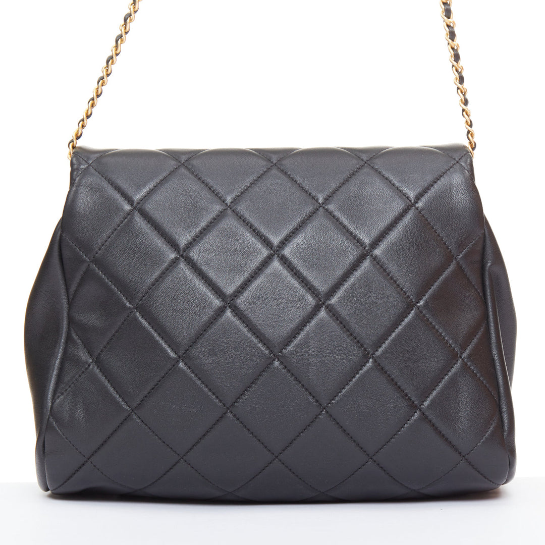 CHANEL 2019 Runway black lambskin diamond quilted gold single side crossbody bag
