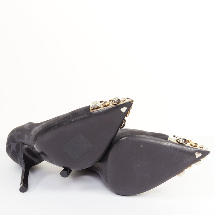 LOUIS VUITTON 2012 Bernice black blue leopard jacquard metal stud pumps EU35 US5