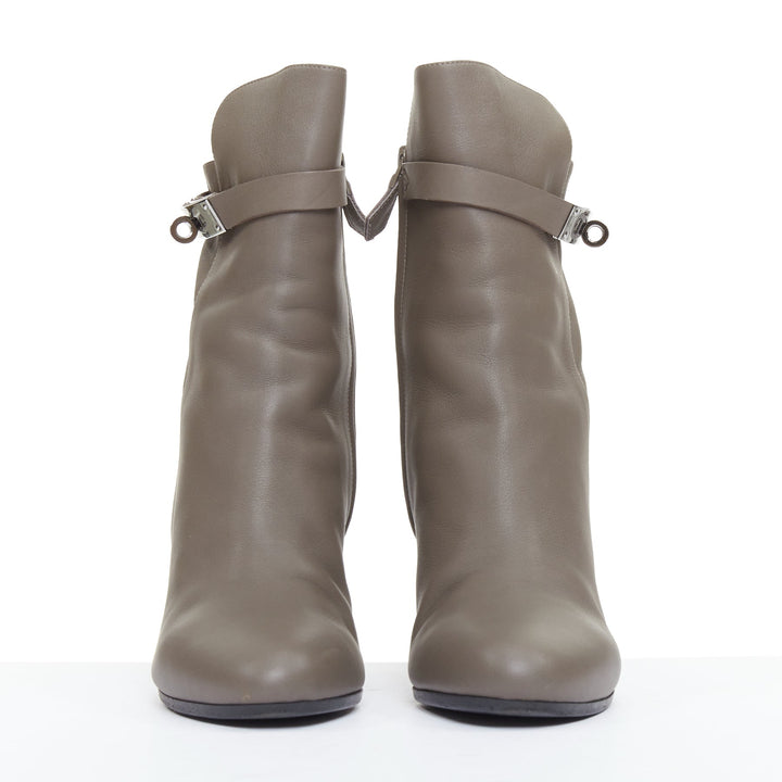 HERMES Joueuse Kelly Buckle grey etain silver turnlock heeled ankle boots