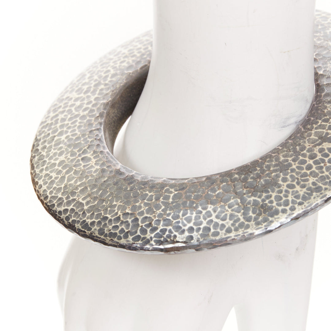 rare BOTTEGA VENETA 2014 oxidized 925 sterling silver hammered disk bangle cuff