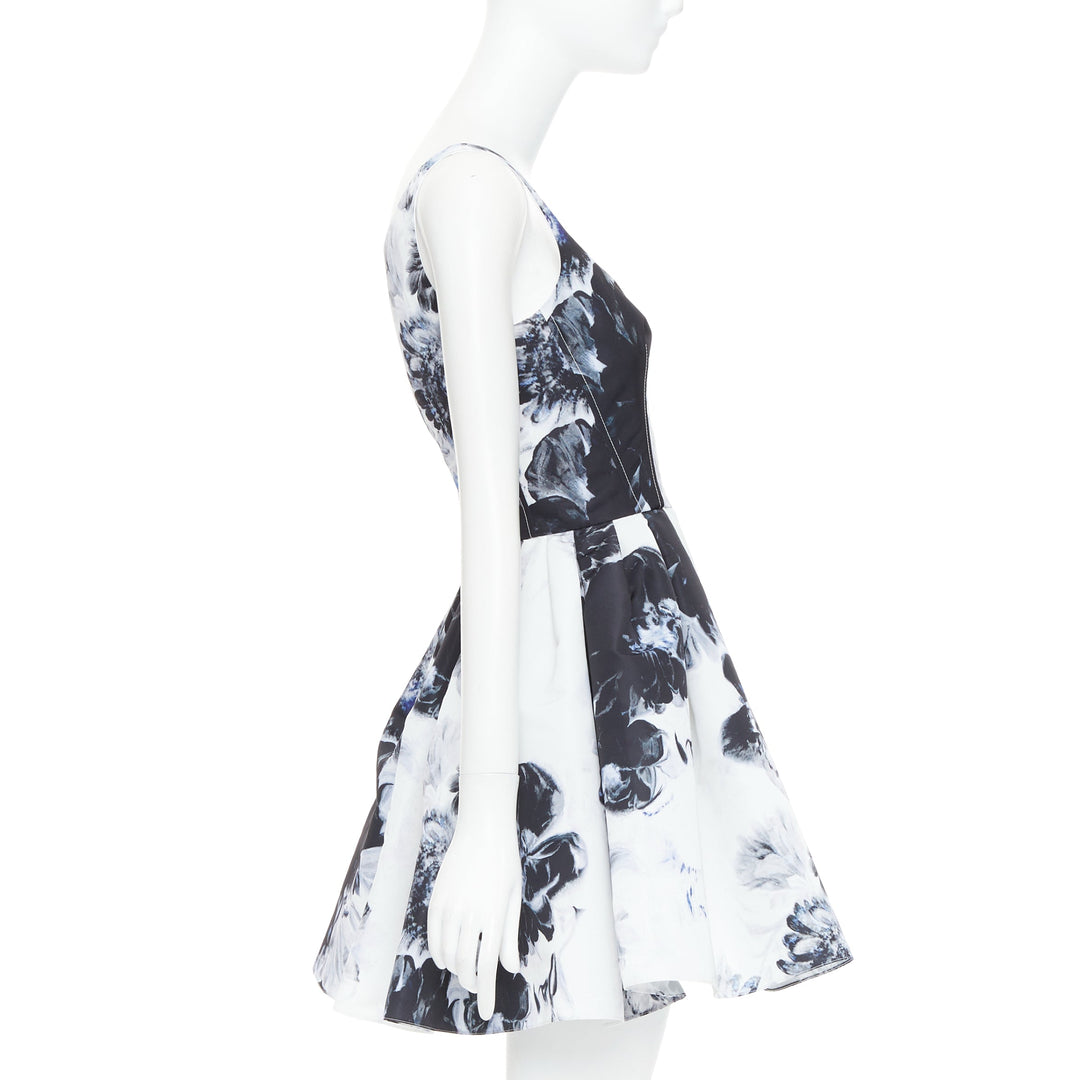 ALEXANDER MCQUEEN 2023 Chiaroscuro ink floral print zip front dress IT38 XS