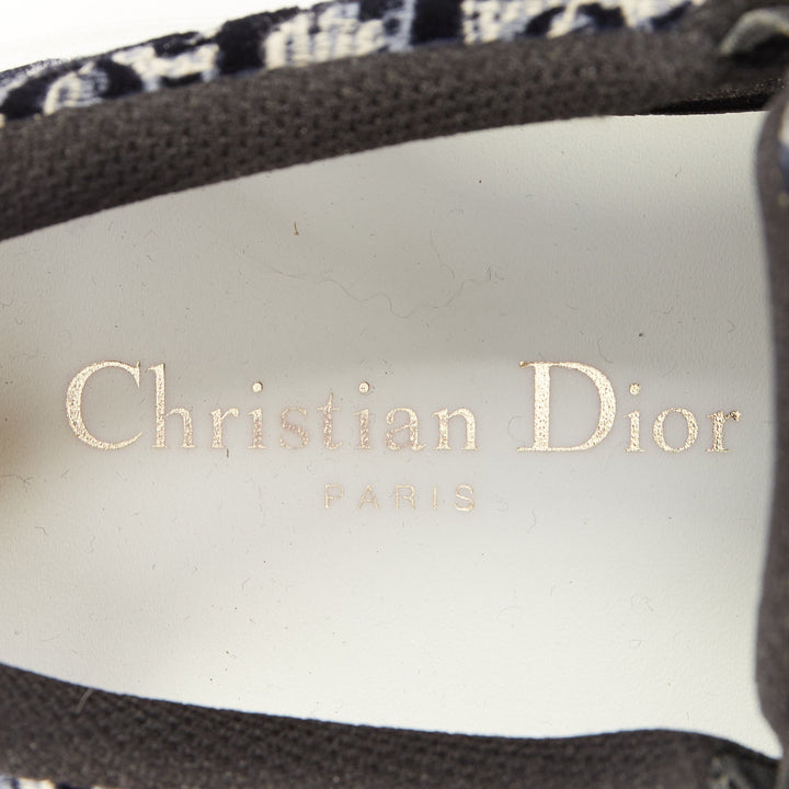 CHRISTIAN DIOR 2021 Solar deep blue velvet embroidered Oblique sneaker EU37.5