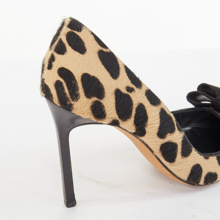 MANOLO BLAHNIK Vintage leopard print calf hair suede bow pointed toe pumps EU37