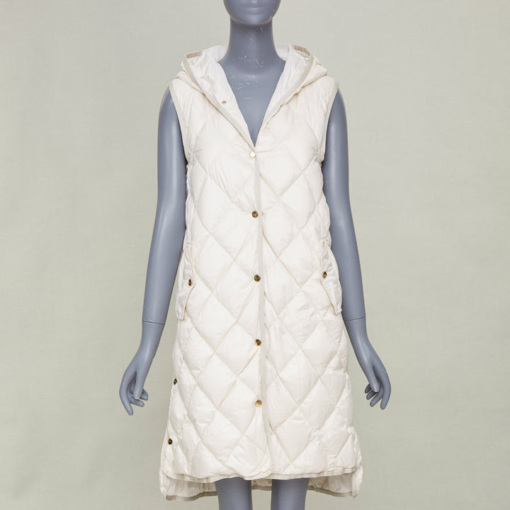MAX MARA 2023 THE CUBE Sisoft diamond quilted hooded light grey vest IT36 XXS