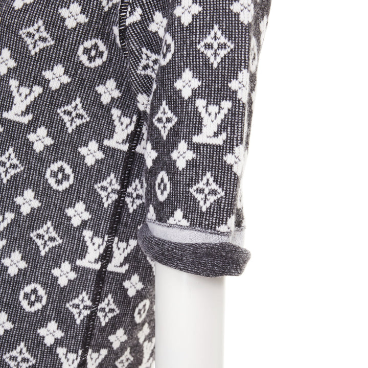 LOUIS VUITTON 2023 grey cream wool cotton LV monogram chain collar mini dress XS