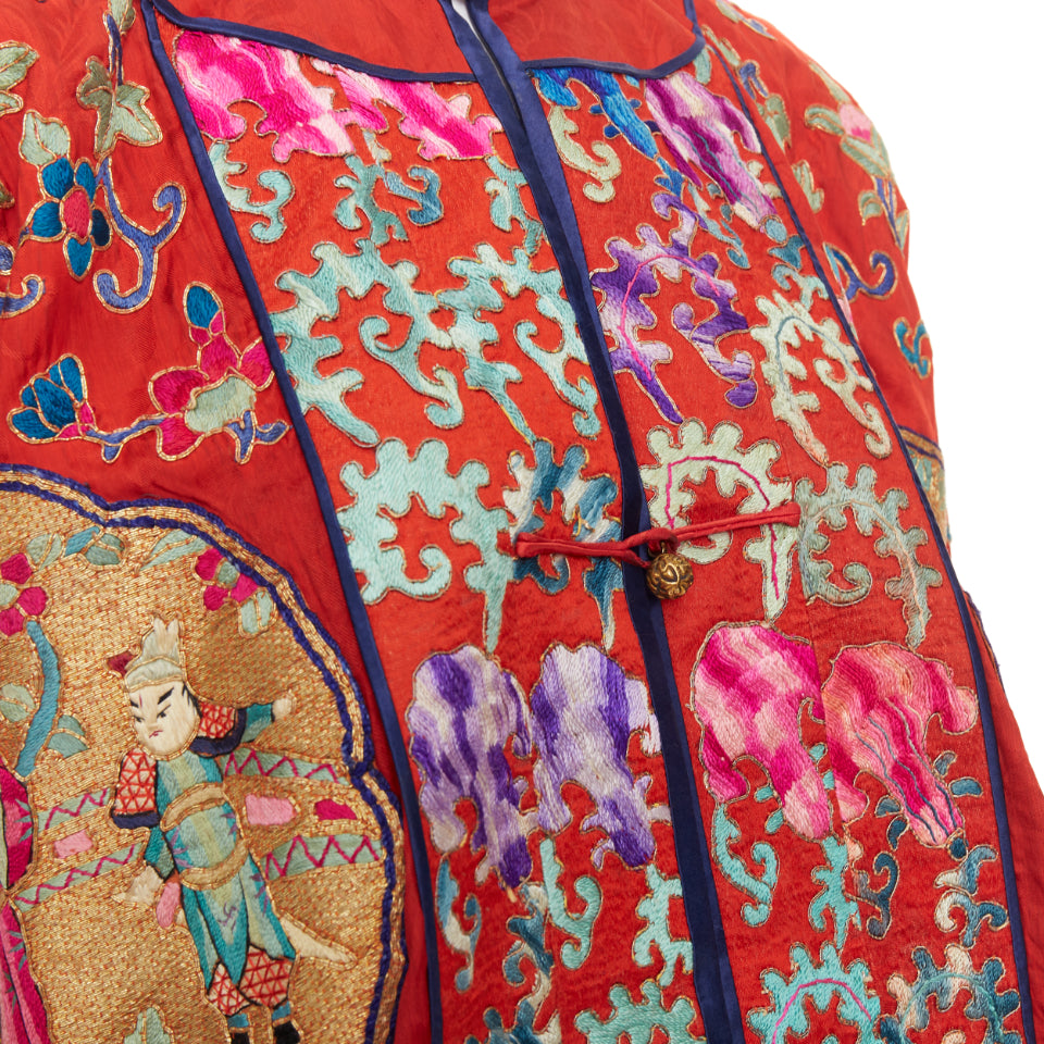 VINTAGE red gold Traditional Chinese motif embroidery brocade silk coat