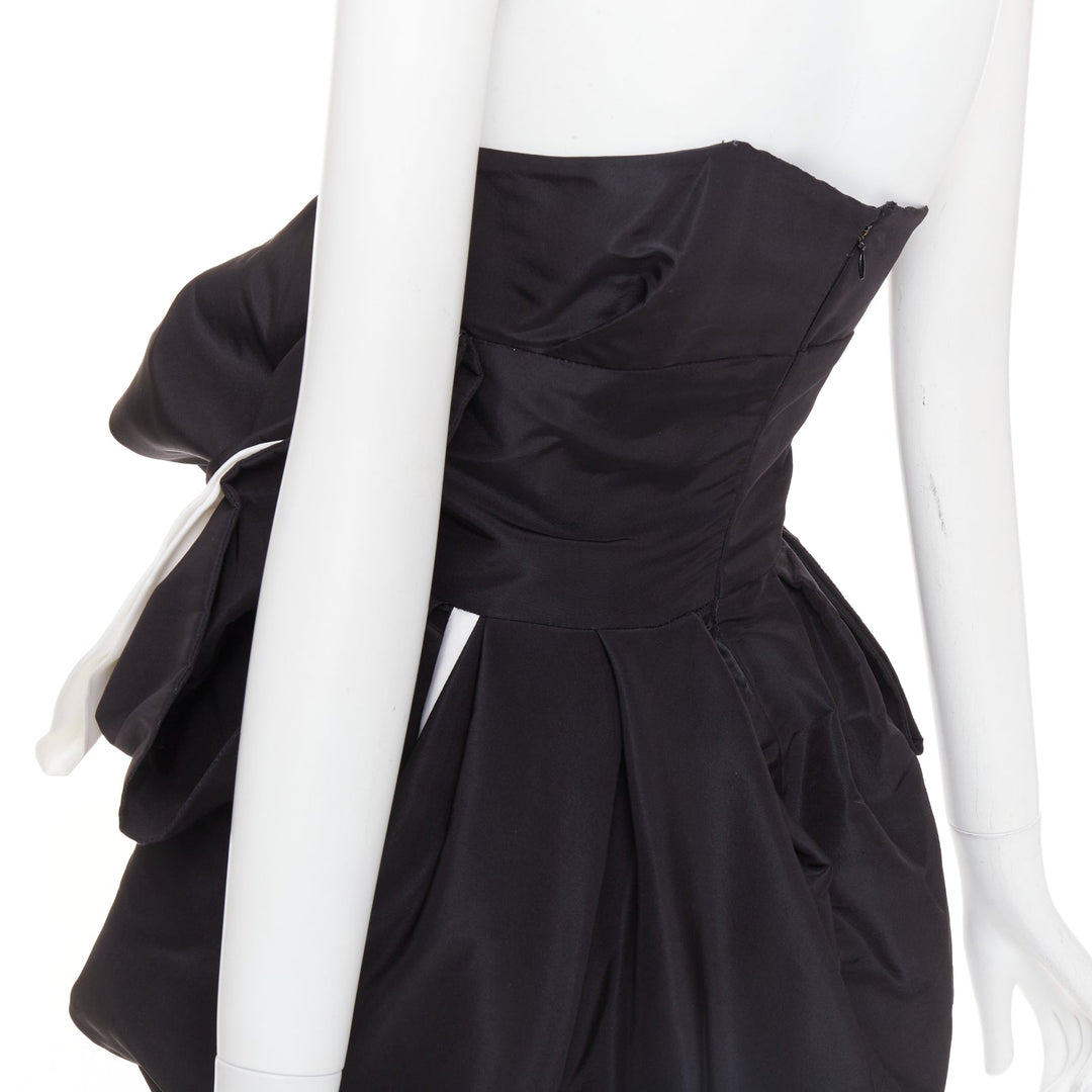 ALEXANDRE VAUTHIER COUTURE AW2018 Runway exaggerated bow draped asymmetric gown