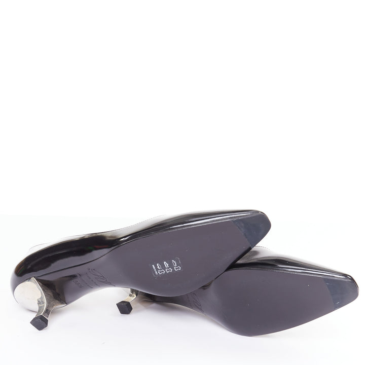ROGER VIVIER Virgule black patent leather kitten comma heel almond pumps EU38.5