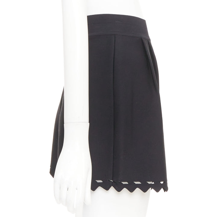 ALAIA black laser cut out high waist scallop edge knit pleated shorts FR36 S