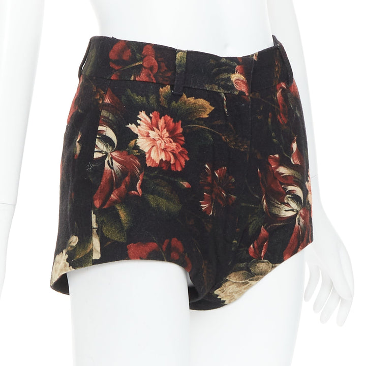 GIVENCHY Tisci 100% wool black red peony floral high rise shorts