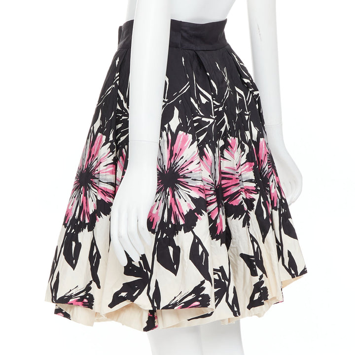 GUCCI 2007 100% silk black cream abstract floral flared bubble skirt IT40 M