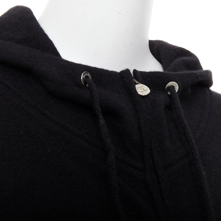 CHANEL 2015 Karl Lagerfeld 100% cashmere black double CC pockets hoodie FR34 XS