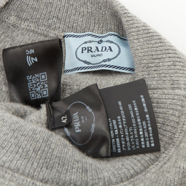 PRADA 2020 light grey melange cashmere knit triangle patch crew sweater IT42 M