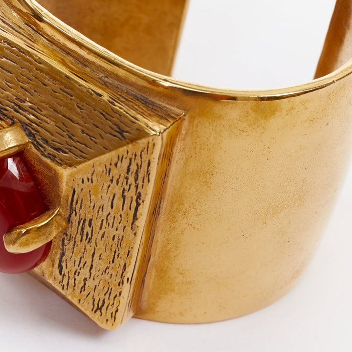 SAINT LAURENT 2022 Runway S Rouge Dore Carnelian Stone gold brass cuff bracelet