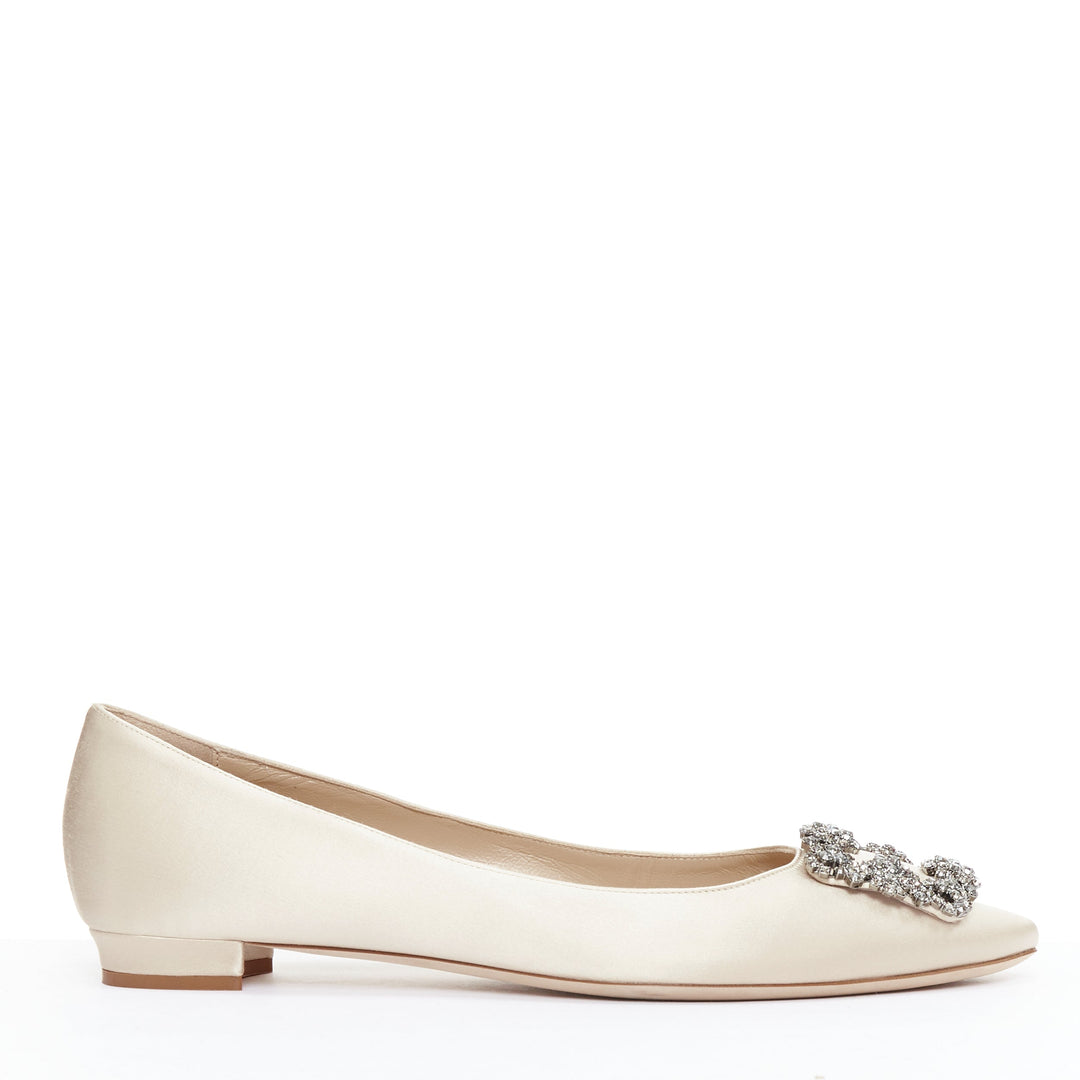 MANOLO BLAHNIK Hangisi beige satin crystal buckle pointy flats EU38.5