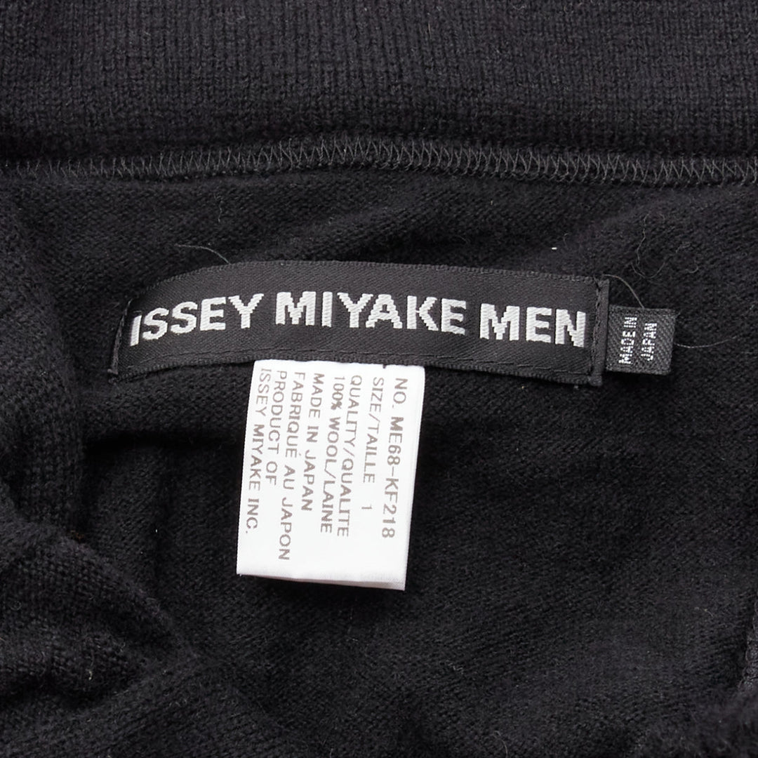 ISSEY MIYAKE MEN 100% wool black chenille striped tapered jogger pants JP1 S