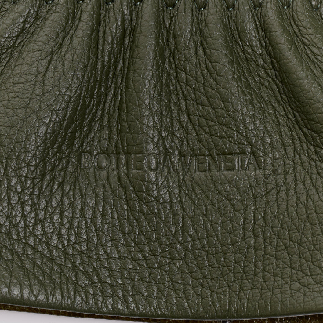 BOTTEGA VENETA dark green ostrich-effect buf goatskin cashmere lined gloves Sz.8