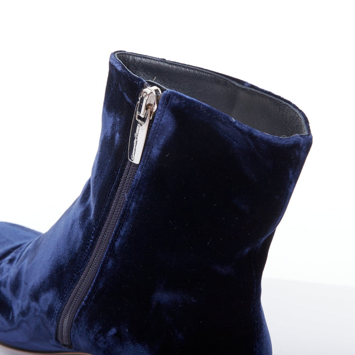 GIANVITO ROSSI Margaux navy velvet minimal zip ankle boots EU37.5