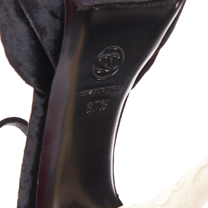 CHANEL 2010 Runway Corinthian Column architectural heel black sandals EU37.5