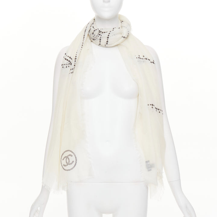 CHANEL 2013 100% cashmere Christmas Edition No.5 Parfum shawl scarf