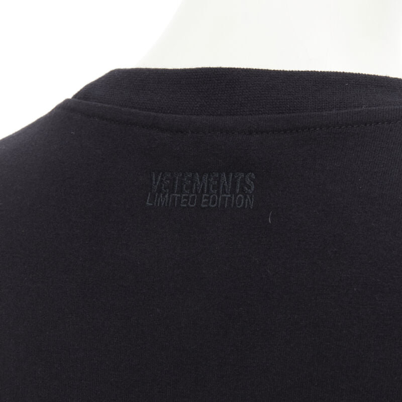 VETEMENTS Friends logo embroidered Limited Edition black cotton long tshirt  XS