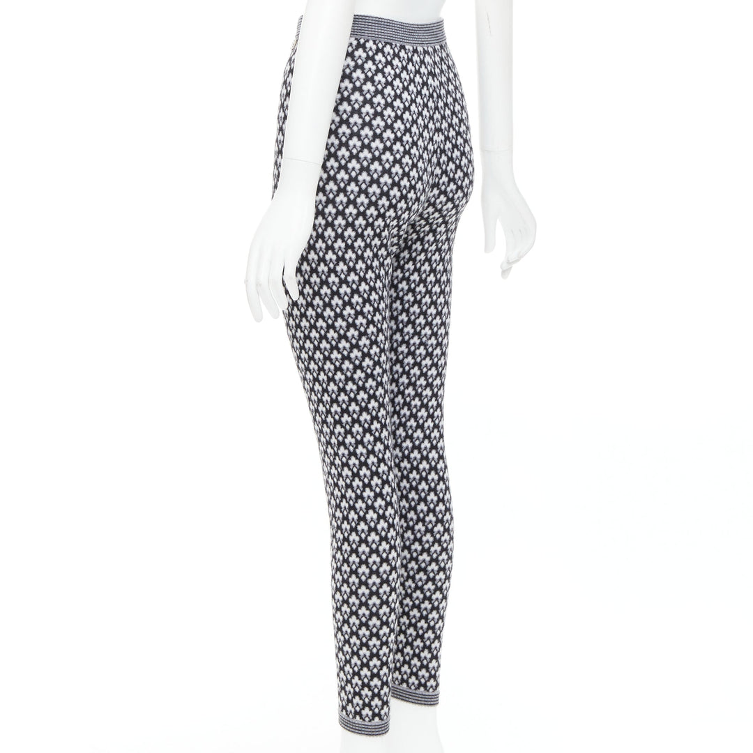 CHANEL 100% cashmere grey CC logo pearl button pattern stretch knit pants FR38 M