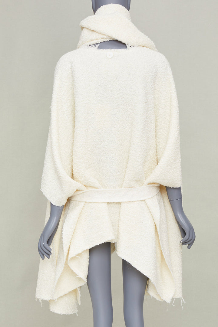 ATTERSEE 2022 The Boucle Poncho ivory textured detachable scarf outerwear OS