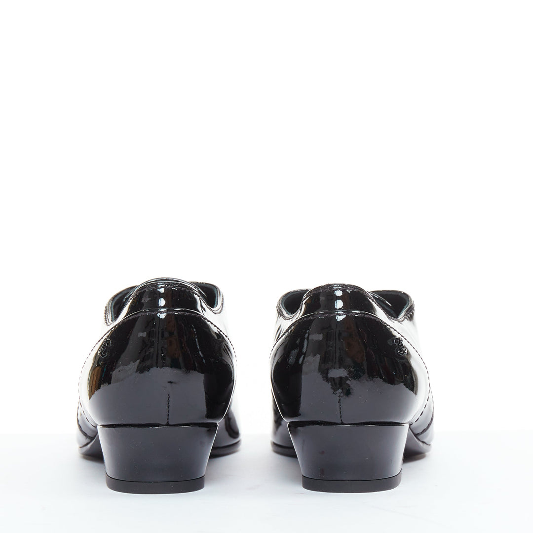 CHANEL 2018 Runway Forest Fairies black patent pointed square toe oxford EU37.5