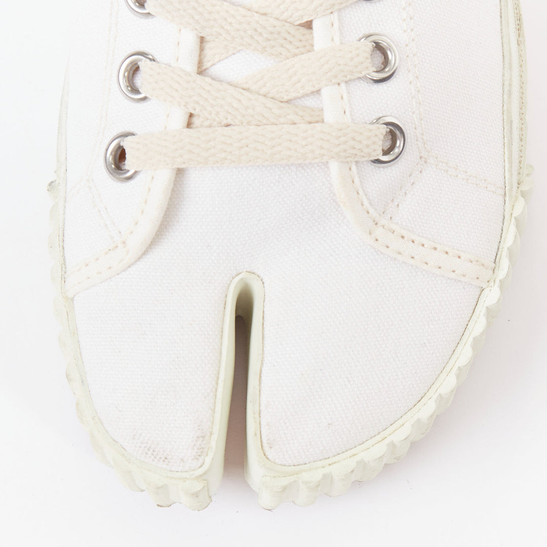 MAISON MARGIELA Tabi white canvas off-white laced low top sneakers EU41
