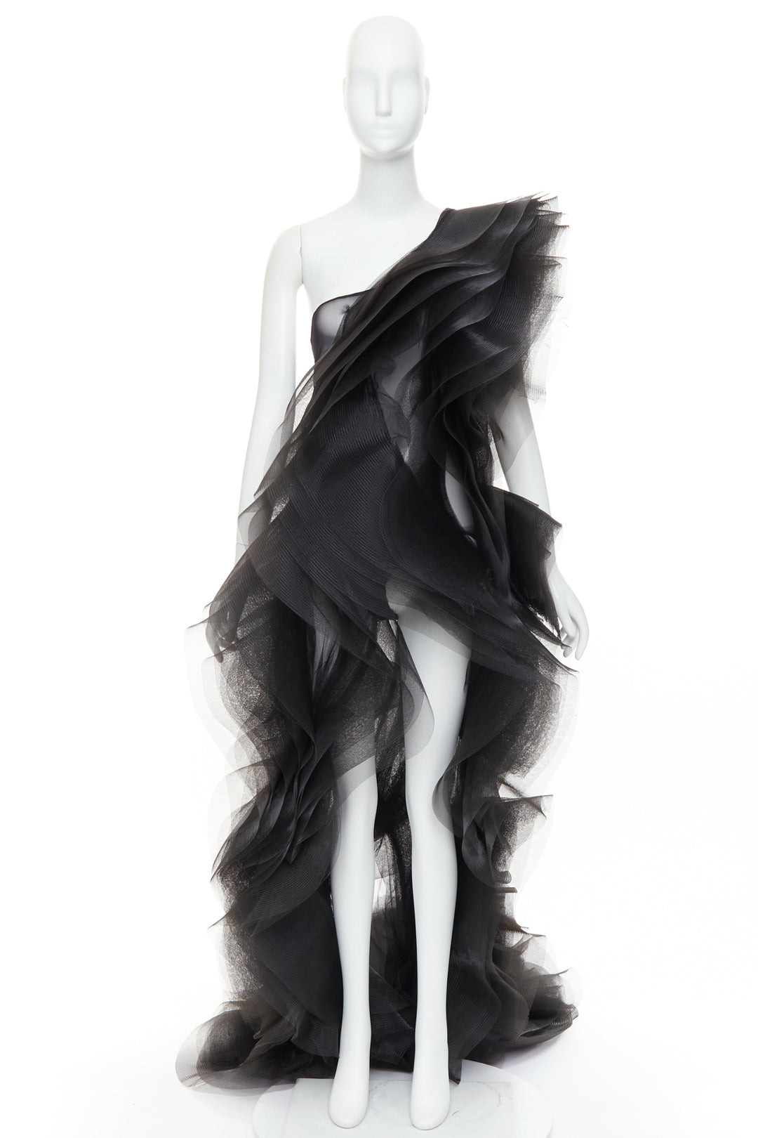 rare ALEXANDRE VAUTHIER COUTURE SS2014 Runway black stiff tulle train gown