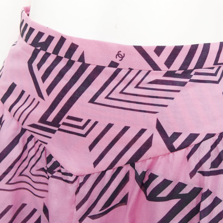 CHANEL 2023 Coco Beach pink cc interlocking geometric star graphic skirt FR34