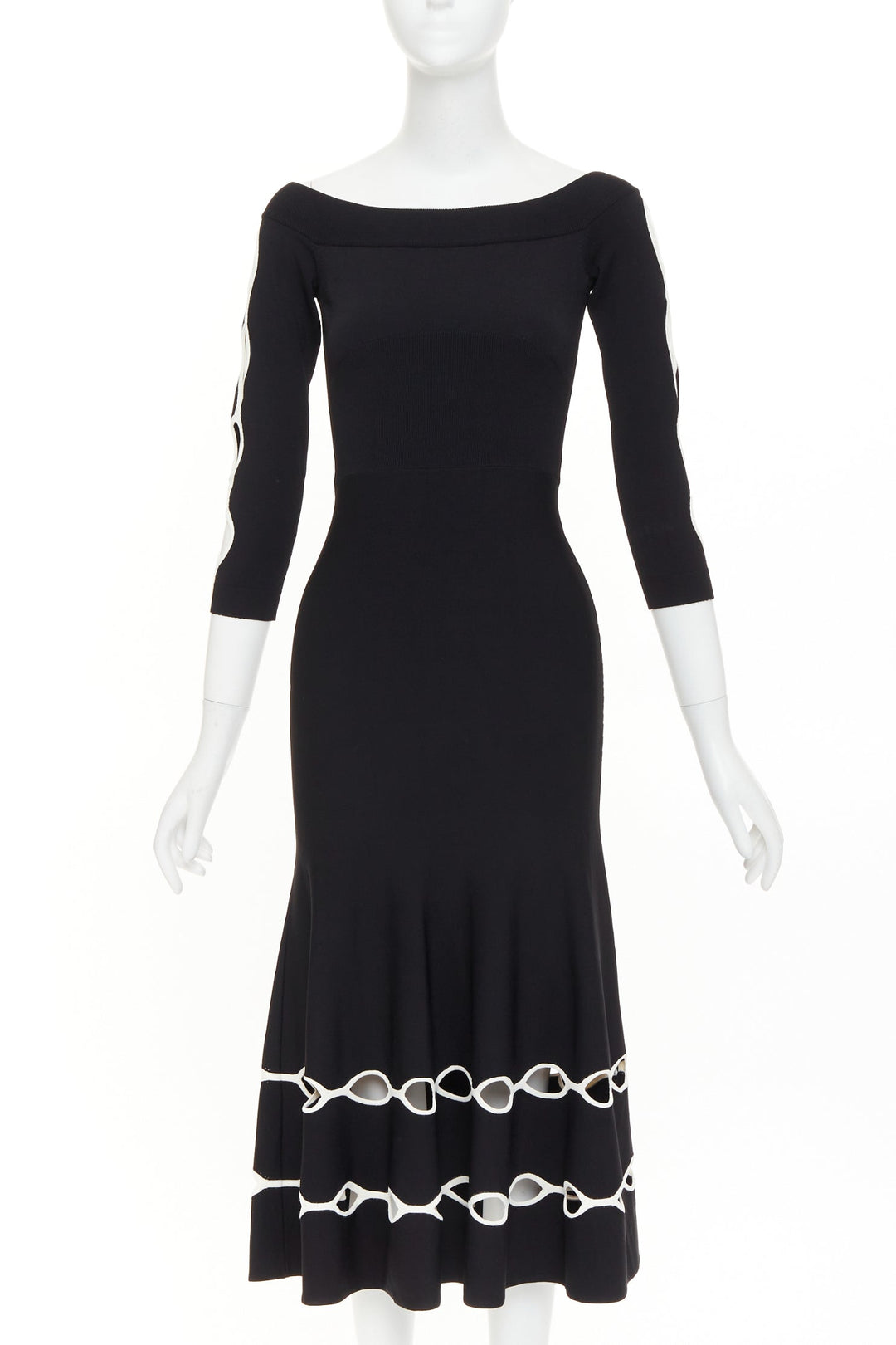ALEXANDER MCQUEEN 2018 black knit white scalloped openwork bateau midi dress S