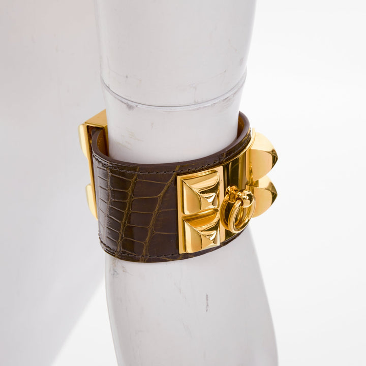 HERMES Collier de Chien brown shiny alligator gold medor cuff bracelet