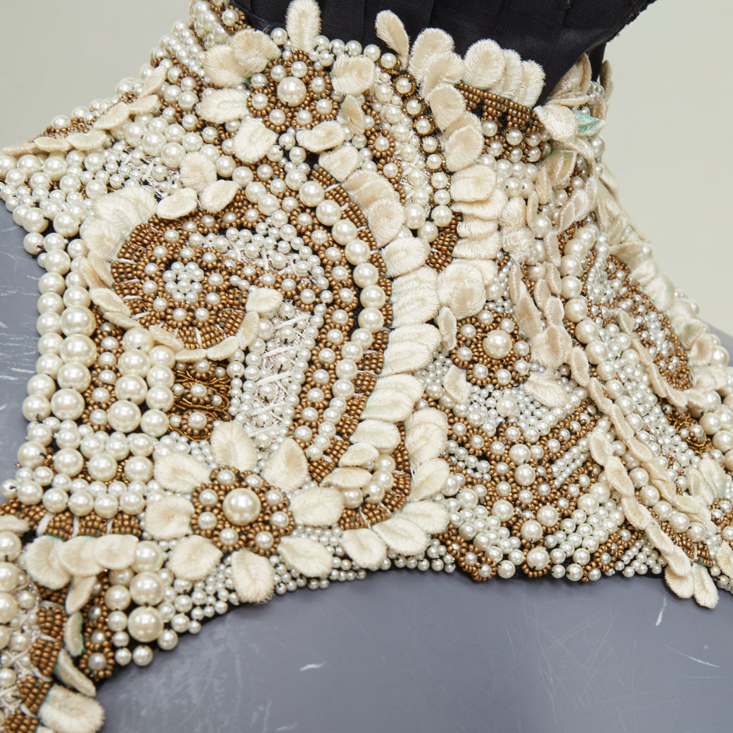 rare ALEXANDER MCQUEEN 2013 Runway pearl bead embroidery halter neckpiece IT40 S