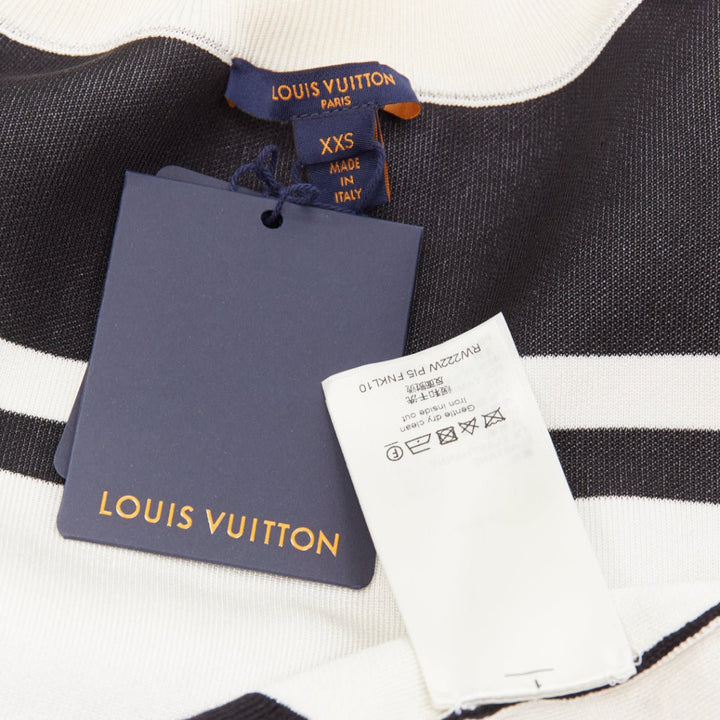LOUIS VUITTON 2022 Runway black white floral motif cropped sweater XXS
