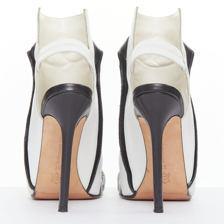 CAMILLA SKOVGAARD 2013 black white ridged high top cut out sandals EU37