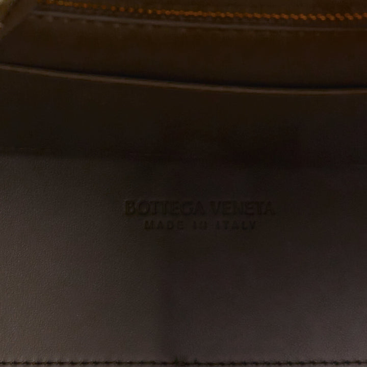 BOTTEGA VENETA Small Andiamo grey intrecciato suede gold knot tote bag