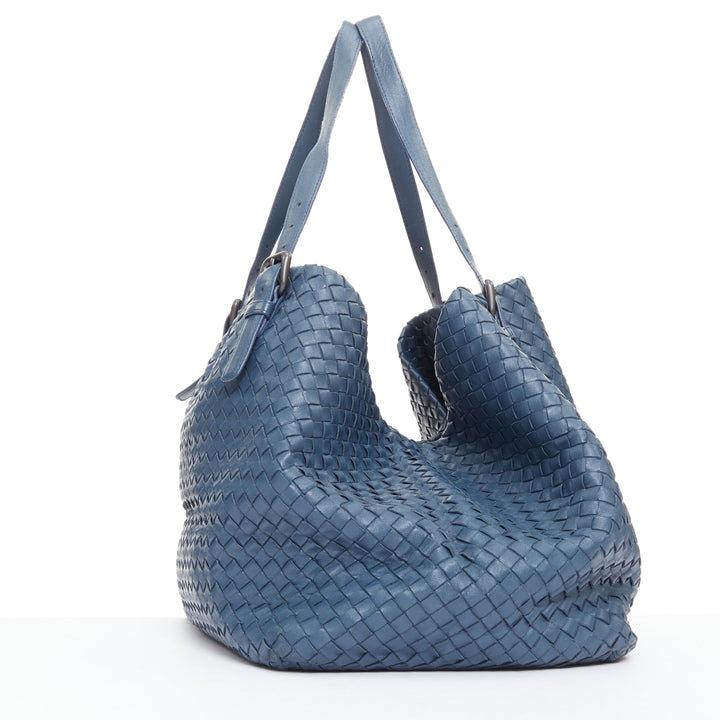 BOTTEGA VENETA 2012 Cesta marine blue intrecciato woven leather bag