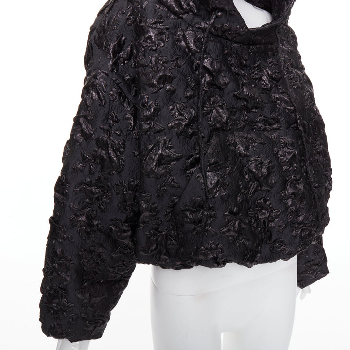 VALENTINO Pier Paolo Piccioli 2022 black floral jacquard cropped hoodie IT42 M